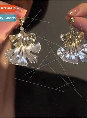 Ginkgo leaf color clashing dangling earrings simple fashion