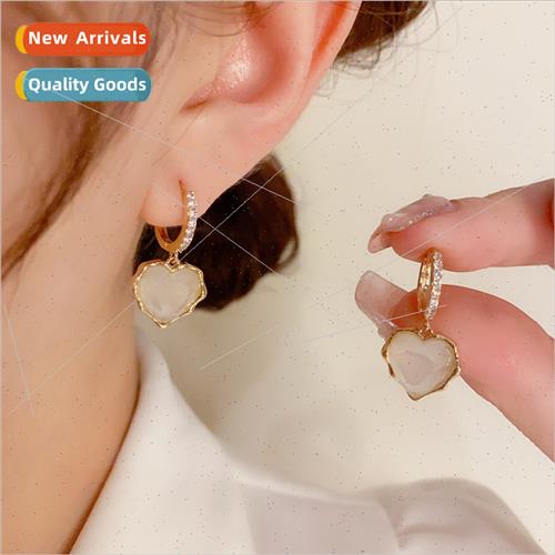 Korea fashion sweet cat eye stone love earrings female simpl