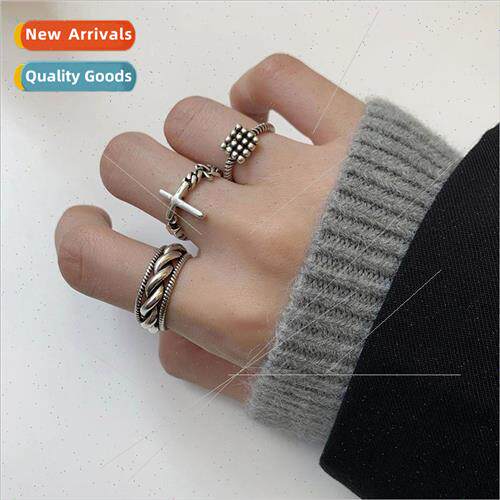 ve ring 2023 spring model cold wind square twist cross women
