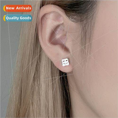 Sweet cartoon star love earrings small Korea wind students h