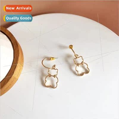 Fun hollow bear earrings Korea simple fresh earrings sweet c