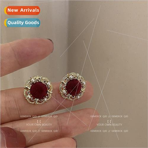 French retro burgundy velvet stud earrings female niche pear
