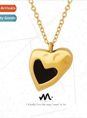 French che Oil Drip Alien Peach Heart Necklace Tanium Steel