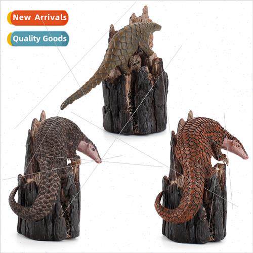 Static wildlife model Huashan pangolin climbing e stump crea