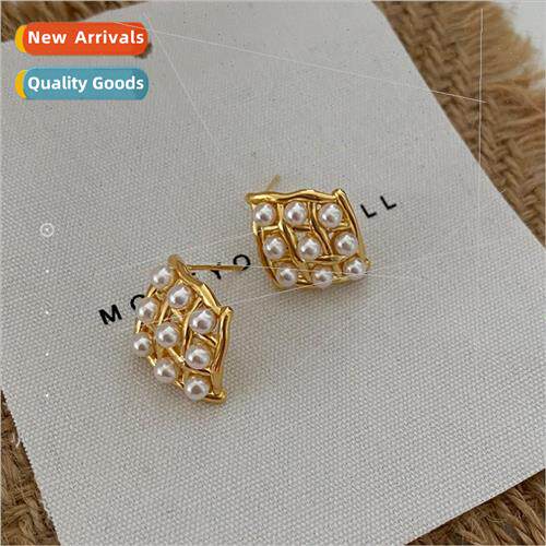 New tide fashion metal texture mesh earrings French mesh pea