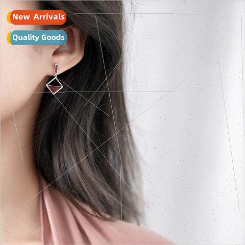 Geometric asymmetrical earrings female Korea simple small ho