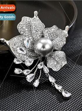Korea elegant delicate flowers tassel coat brooch anti-glare