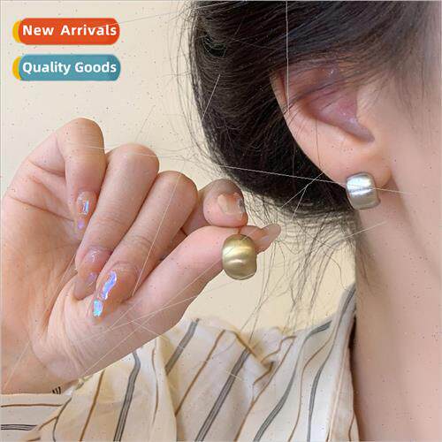 Brushed matte curved earrings female retro beanies earrings