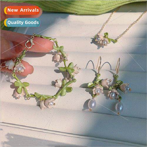 Whe bell orchid earrings+bracelet+necklace Mori spring new e