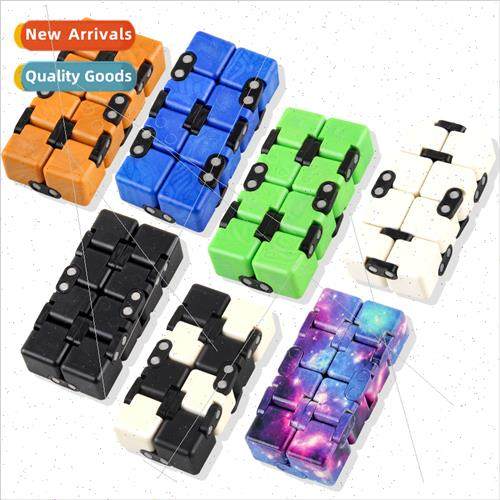 Second  infine folding Rubik Cube sss relieving venting toys