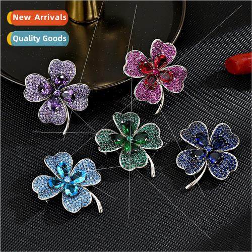 Classic cky Seven Colorful Hundred Sweet  ck Coat Pin Access