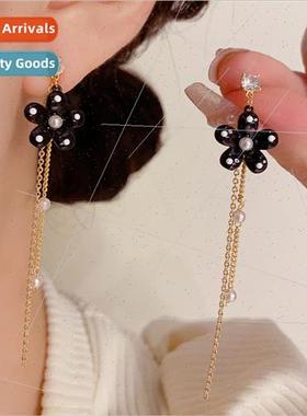 Fashion black flower tassel earrings s925 silver pin delicat