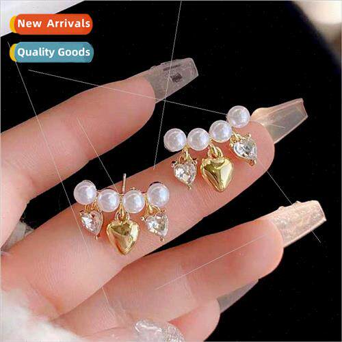 Korea new niche premium back hanging love heart pearl copper