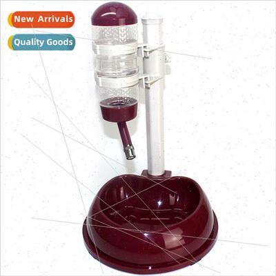 Pet Drinking Waterer Water bottle can be lifted lowered to d