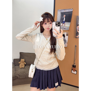 T恤女简约韩系百搭上衣 V领甜美风西高地植绒绣长袖 flota