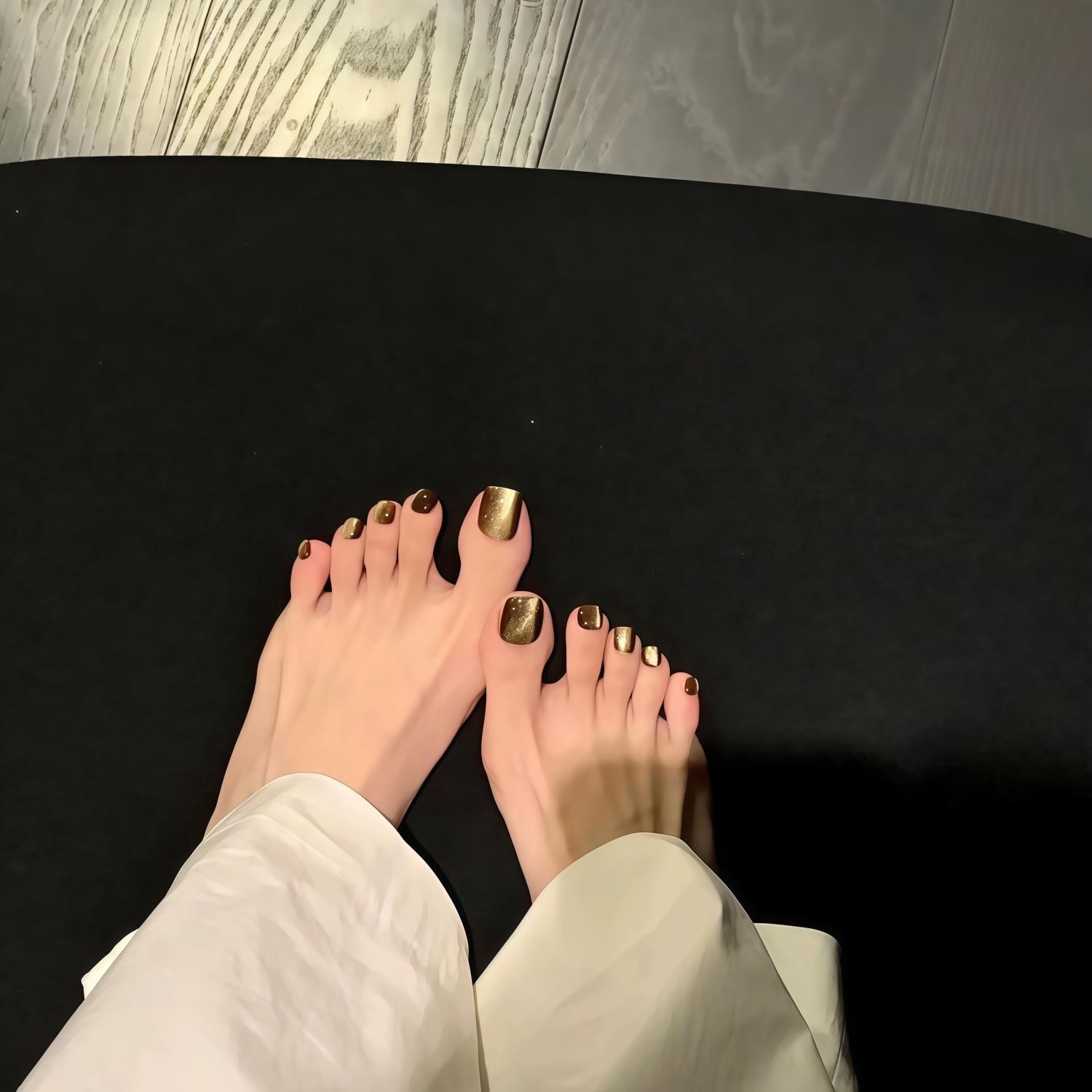 夏季巨显白追光猫眼脚趾甲贴片湛蓝爆闪穿戴假指甲孕妇持久可拆卸,彩妆/香水/美妆工具,穿戴甲/甲片,淘宝优惠券,粉丝福利购,淘宝优惠卷