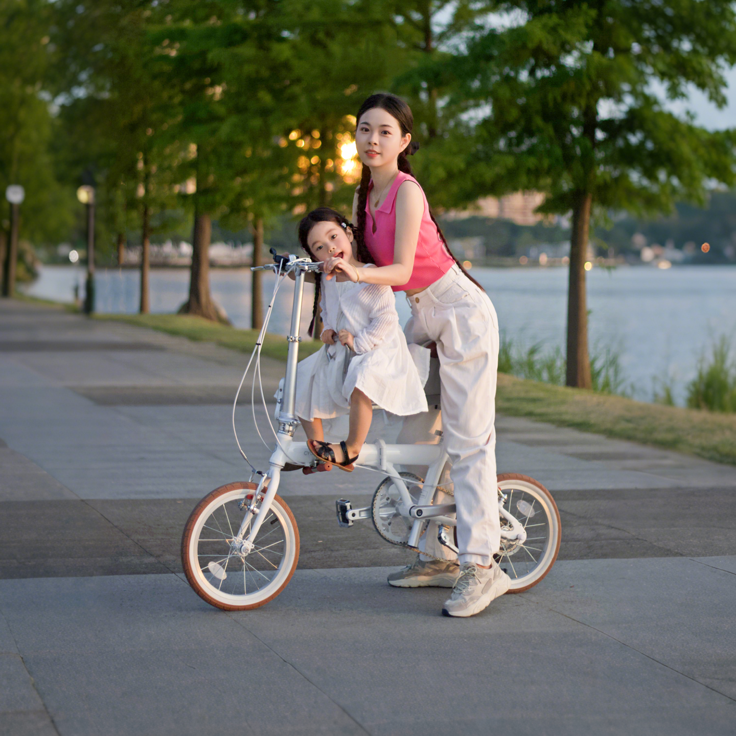 亲子车类目TOP可折叠超轻单车