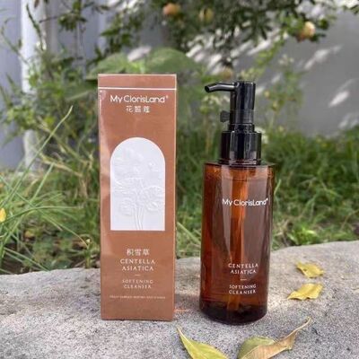 花皙蔻积雪草舒柔澄净洁面露130ml 温和清洁