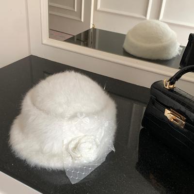 秋冬氛围感毛绒百搭复古小贝雷帽