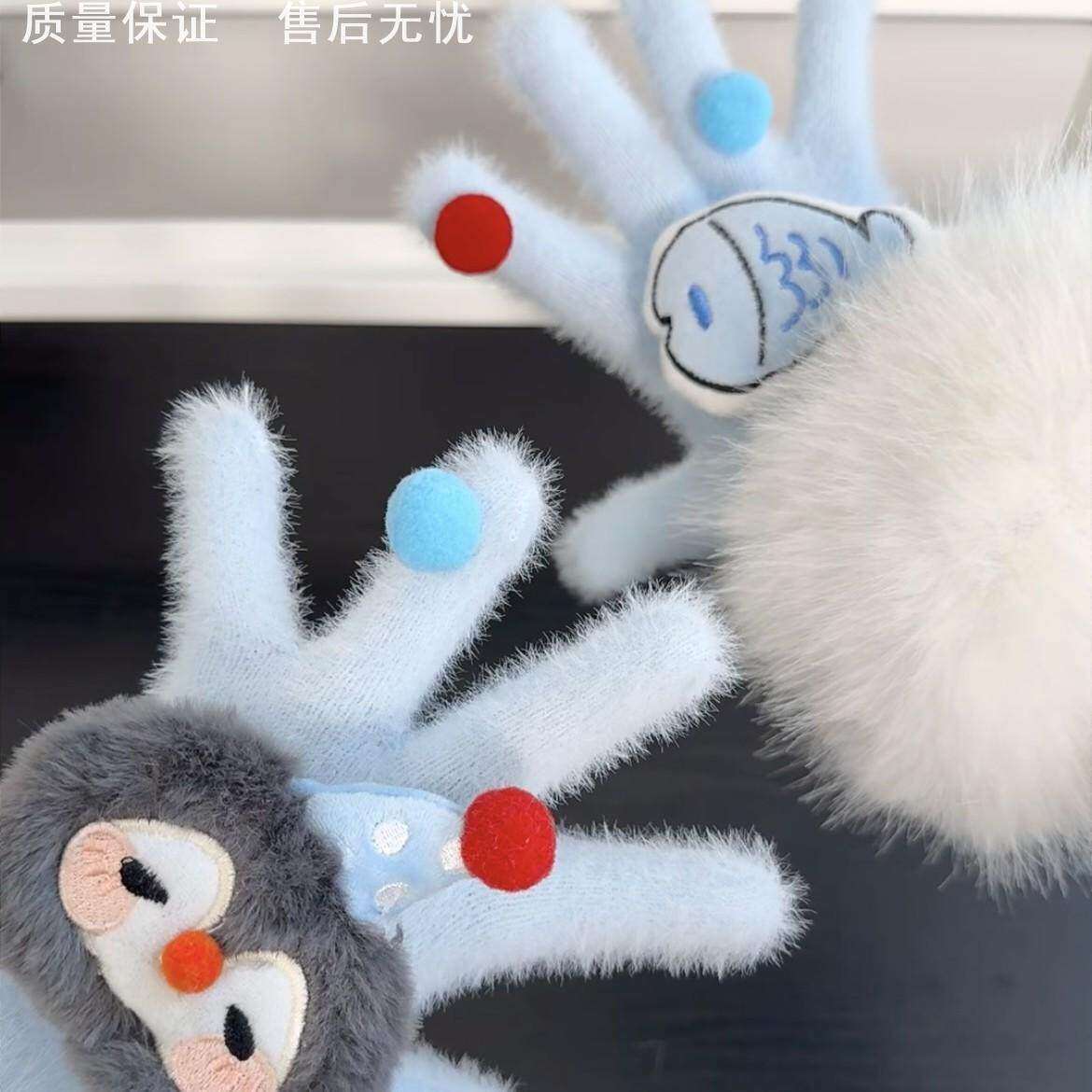 软糯企鹅手套女冬卡通加厚防风防寒保暖骑行五指御寒可爱毛绒手套