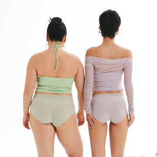 半醒大码无痕内裤女蚕丝底裆隐形裸感轻薄透气抗菌高弹中腰三角裤