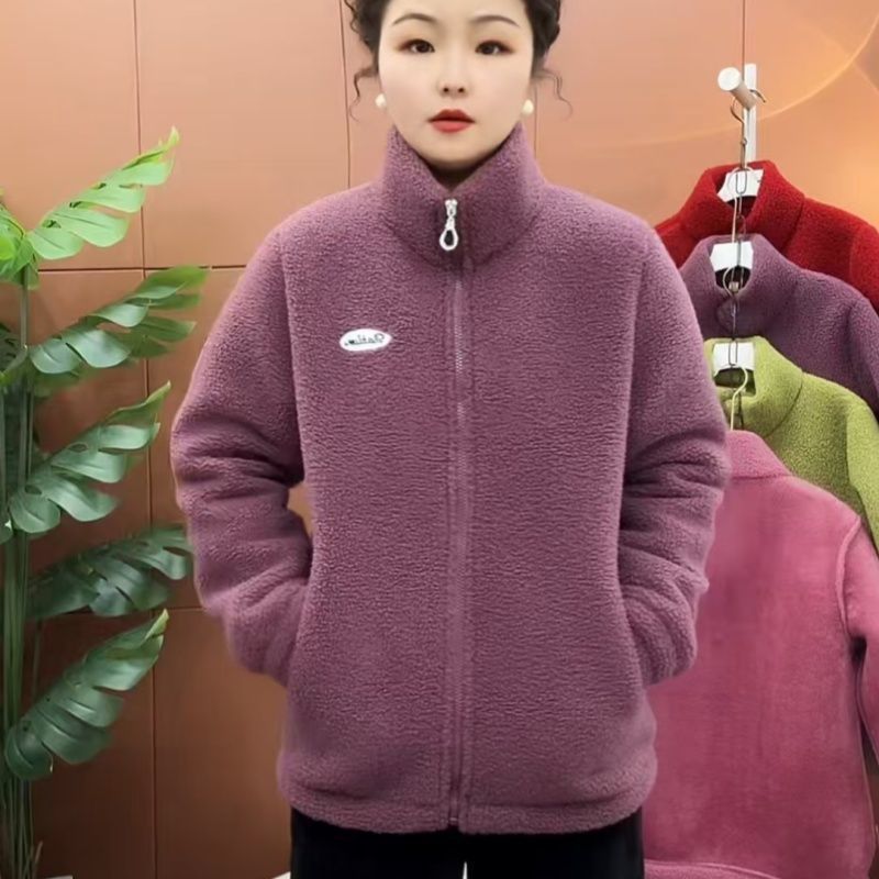 高档冬季羊羔绒外套秋妈