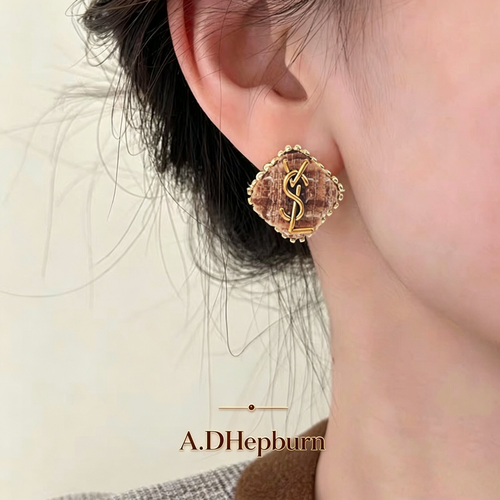 A.DHepburn小香风防过敏耳钉轻奢