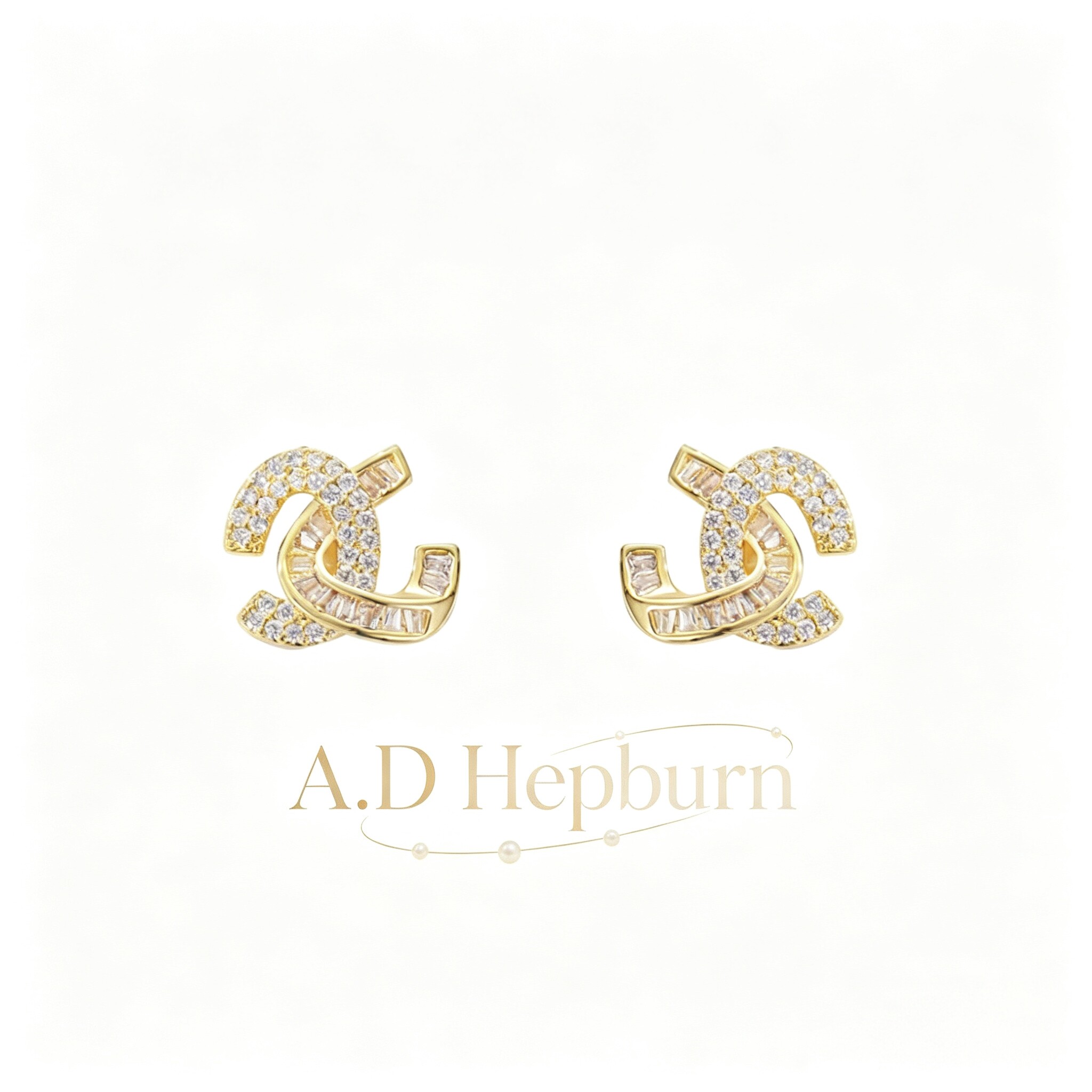 A.DHepburn双C字母无耳洞耳夹女