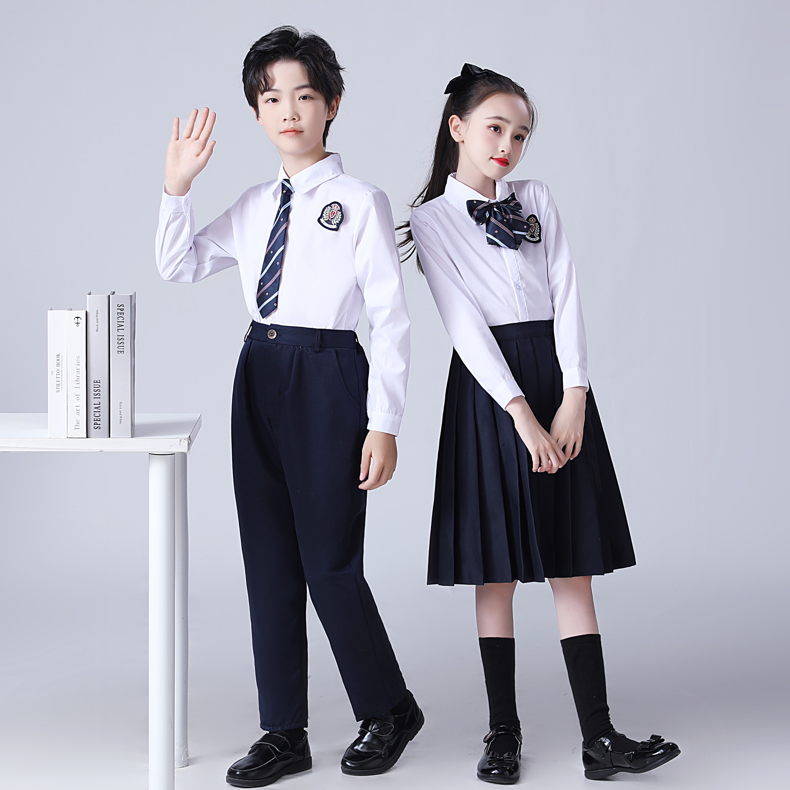 学生毕业季拍照朗诵合唱服