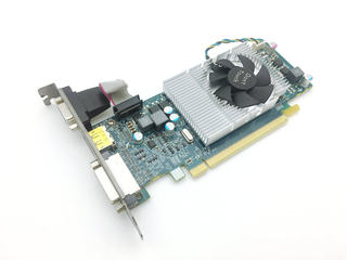 AMD HD6570 HD 7570 1GB DDR3小机箱刀卡全高半高2k游戏电脑显卡