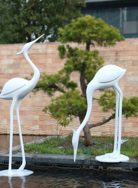 户外景区仿铜仙鹤雕塑别墅庭院水池鸟群造景装饰玻璃钢抽象鹤摆件