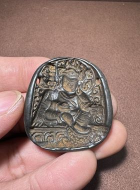 尼泊尔藏传天铁手工錾刻莲花生大师西藏藏式擦模吊坠项链佛珠配饰