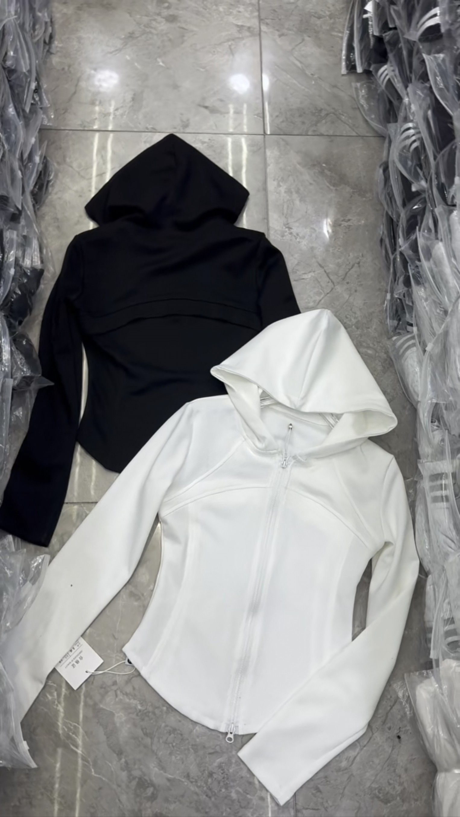 欧货春秋小个子连帽长袖卫衣女鱼骨线设计修身高级感休闲时尚外套