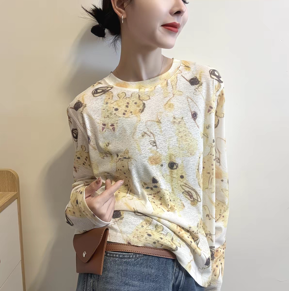 春夏防晒薄款网纱涂鸦T恤女