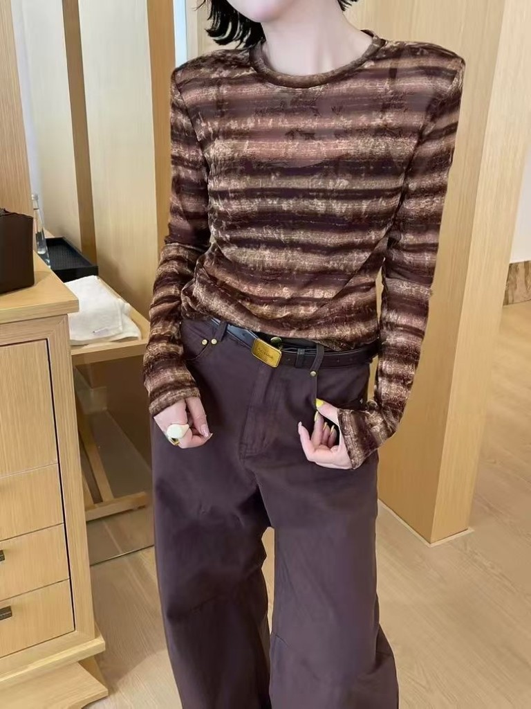 早秋通勤复古风植绒浮雕长袖T恤女圆领修身百搭气质条纹网纱上衣