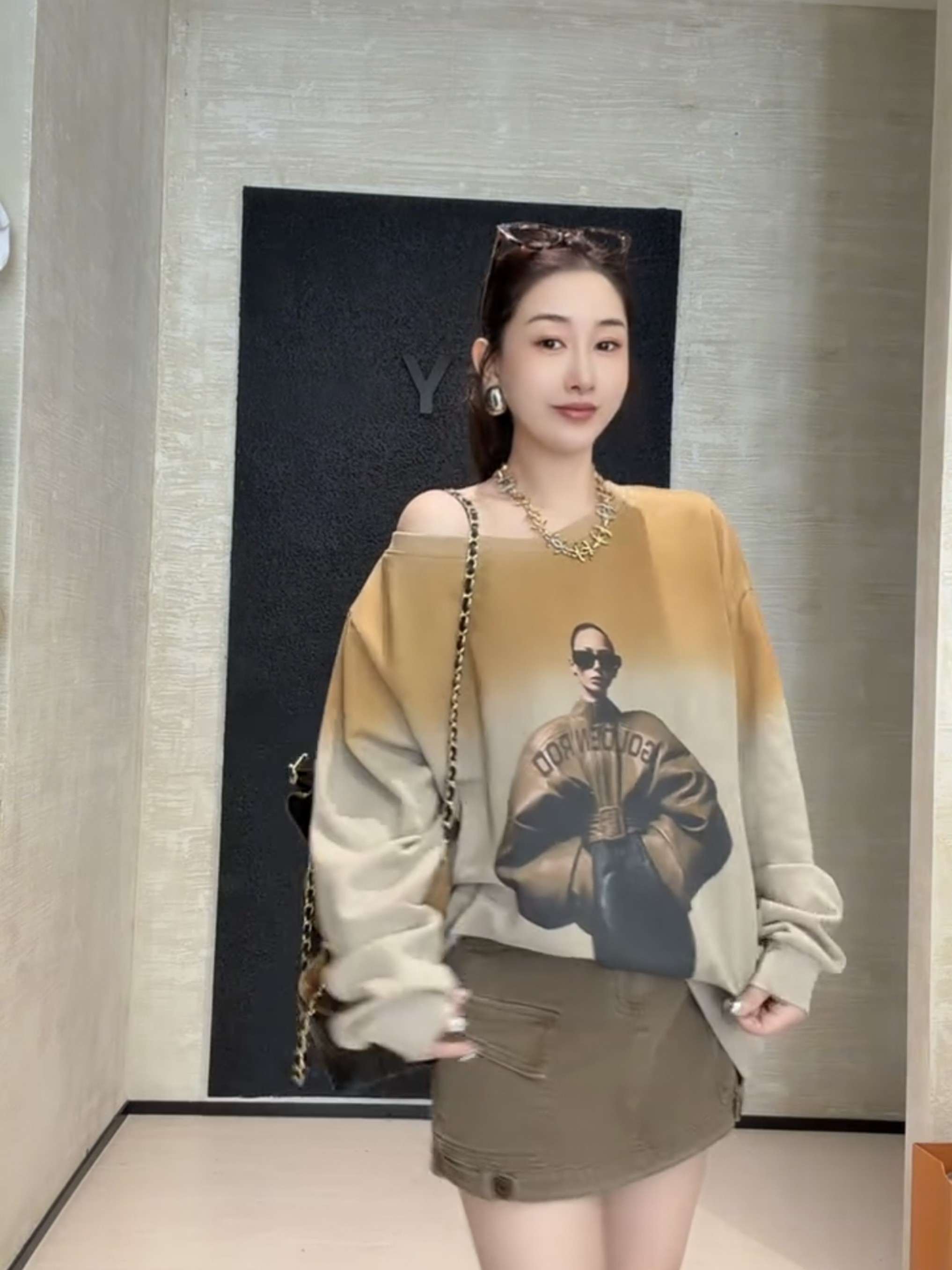 美式复古渐变色字母印花长袖T恤女秋季新款宽松百搭减龄修闲上衣