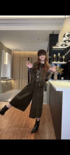 时尚通勤套装女秋季新款洋气显瘦工装马甲印花打底衫阔腿裤三件套