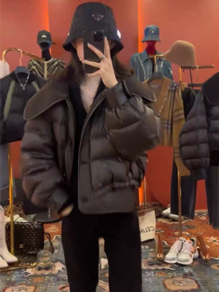 欧货棉服女2025秋冬洋气减龄设计显瘦百搭大翻领短款面包服外套潮