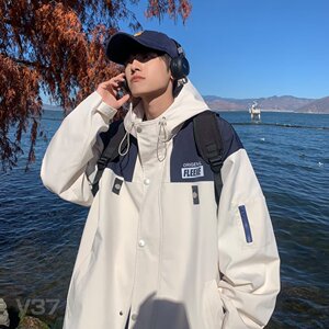 痞帅冲锋衣外套男春秋美式潮牌宽松风衣潮流休闲港风情侣工装夹克