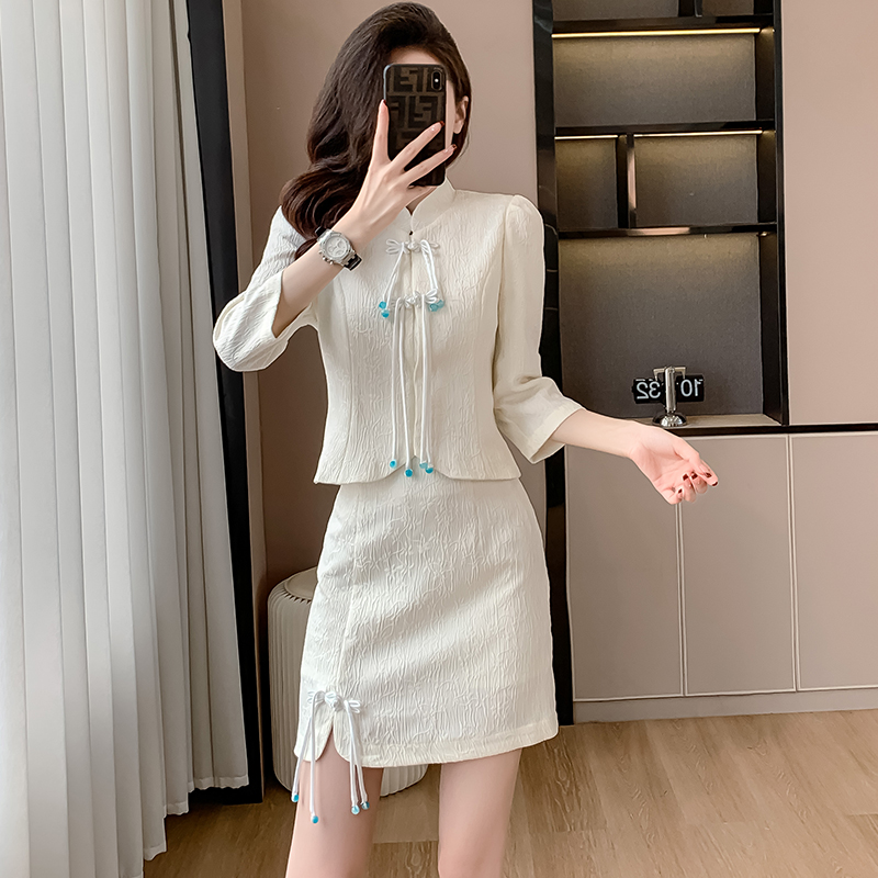新中式两件套装裙女国风秋季2024新款改良旗袍上衣洋气百搭半身裙