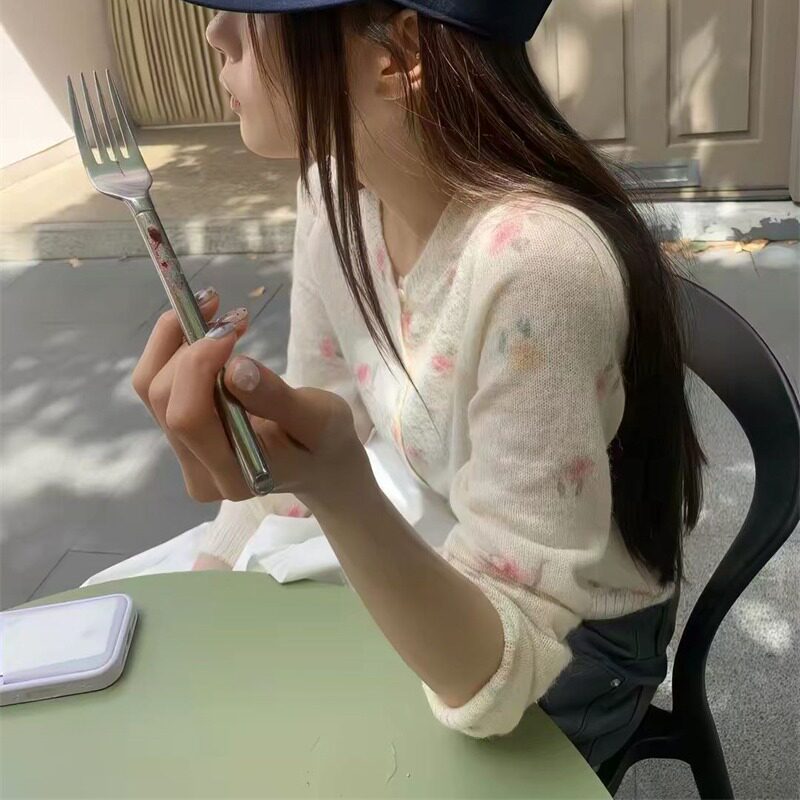 复古水墨花朵针织开衫女秋季温柔风宽松百搭碎花软糯长袖毛衣上衣