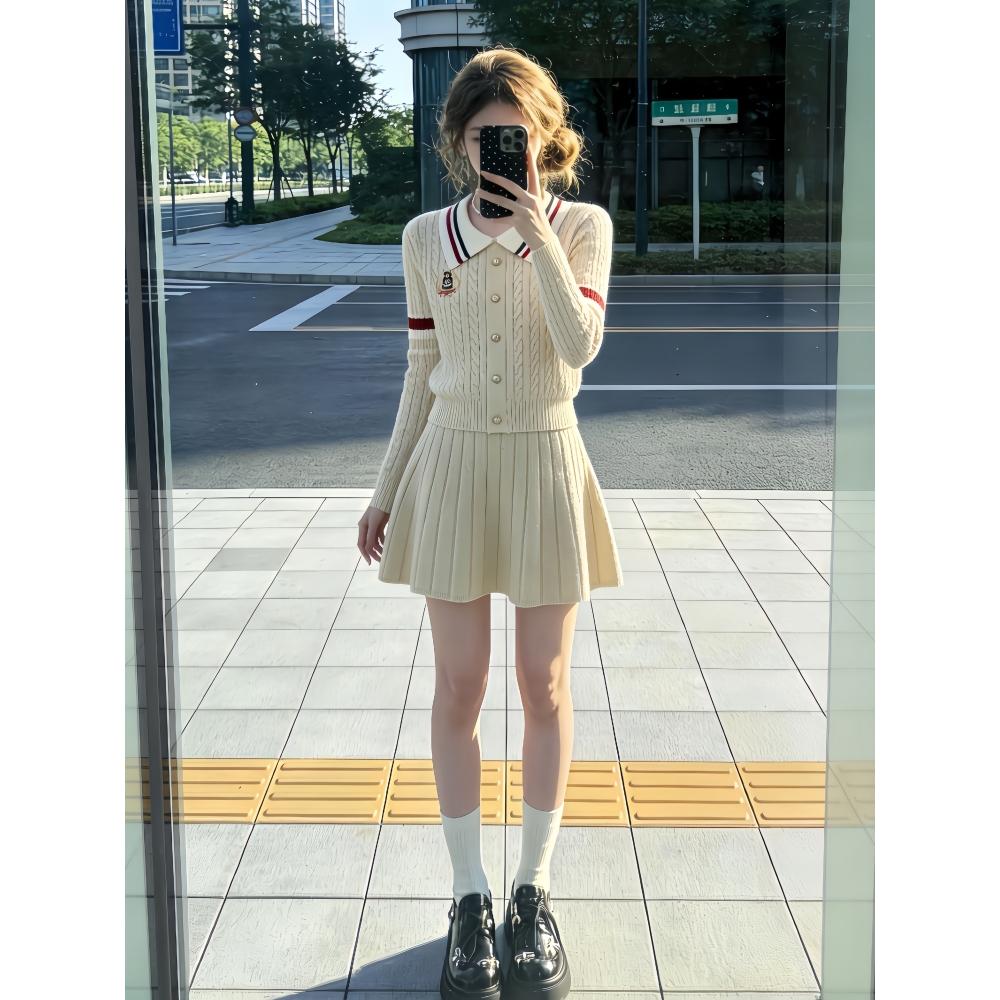 气质时尚小香风套装女秋冬新款小个子针织开衫上衣百褶短裙两件套