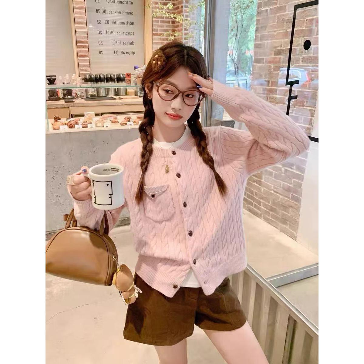 粉色麻花毛衣内搭女装小个子冬季修身短款正肩长袖针织开衫上衣