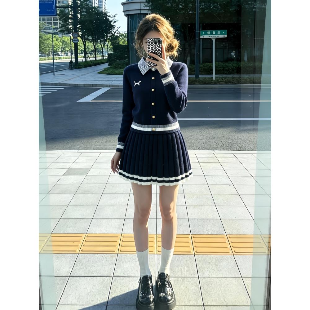 学院风穿搭套装减龄长袖针织开衫女秋冬新款高腰百褶半身裙两件套