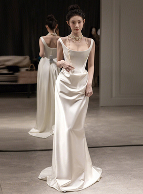 法式缎面吊带新娘简约气质宴会出门迎宾轻婚纱白色敬酒晚礼服裙女