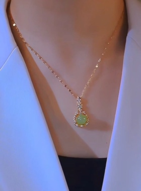 复古绿色珠珠钛钢项链女款