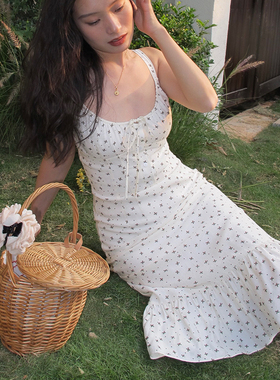 ooh itch痒痒「朱莉系列」法式碎花吊带连衣裙纯欲性感修身长裙