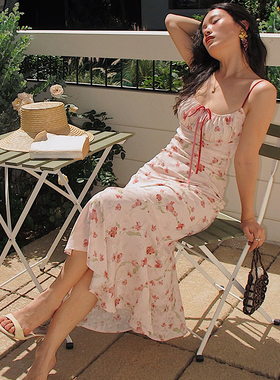 ooh itch痒痒 法式复古粉色碎花吊带连衣裙纯欲性感修身鱼尾长裙