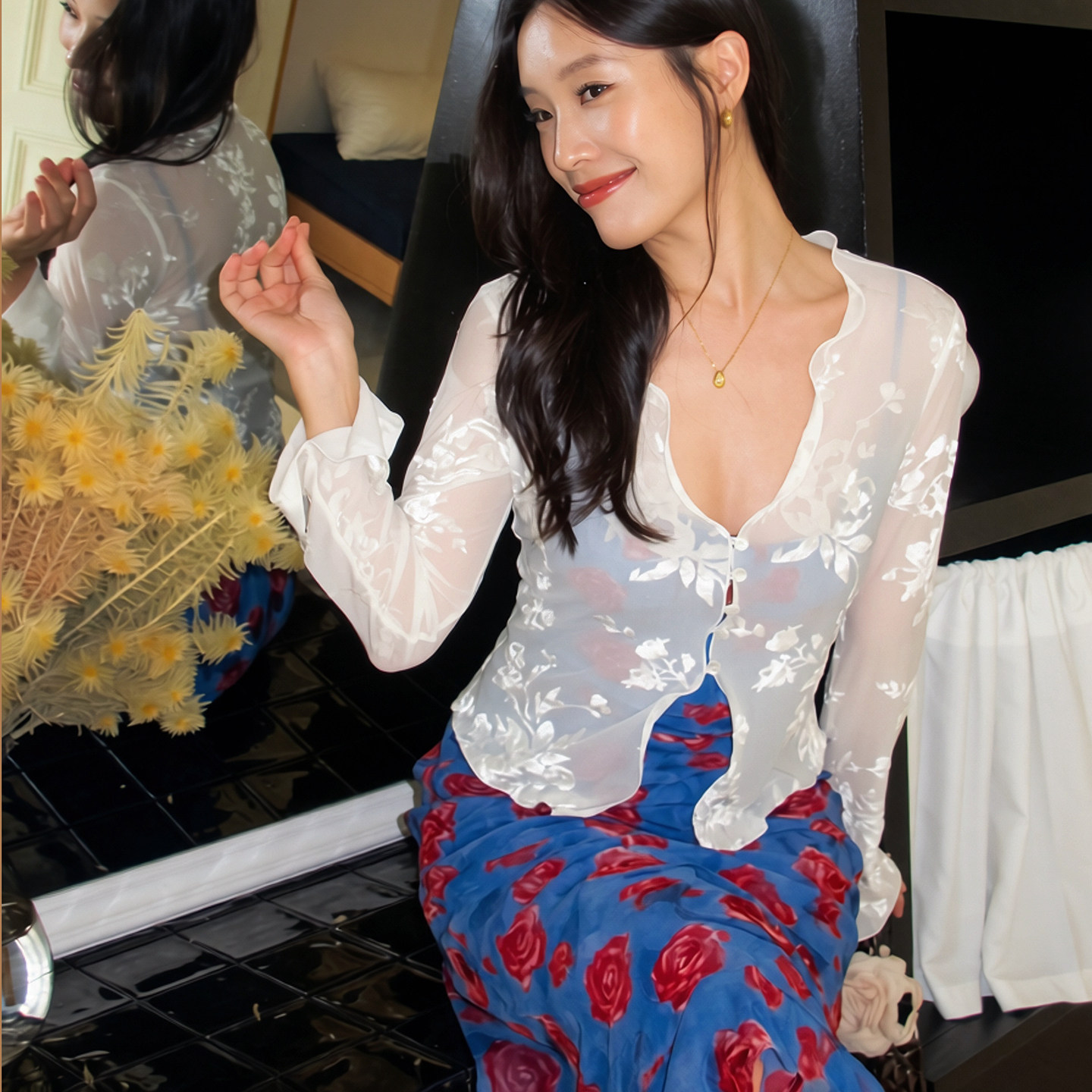 ooh itch痒痒 法式浪漫风白色蕾丝V领透视开衫女收腰显瘦秋季新款