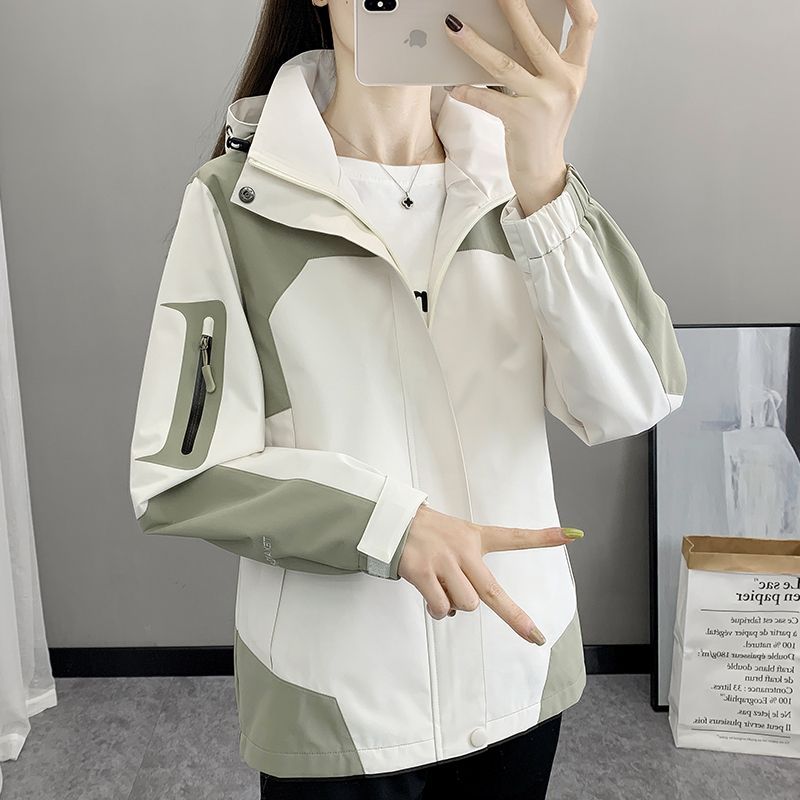 春秋季新款韩版百搭冲锋衣女薄款户外休闲情侣外套登山服防风衣男